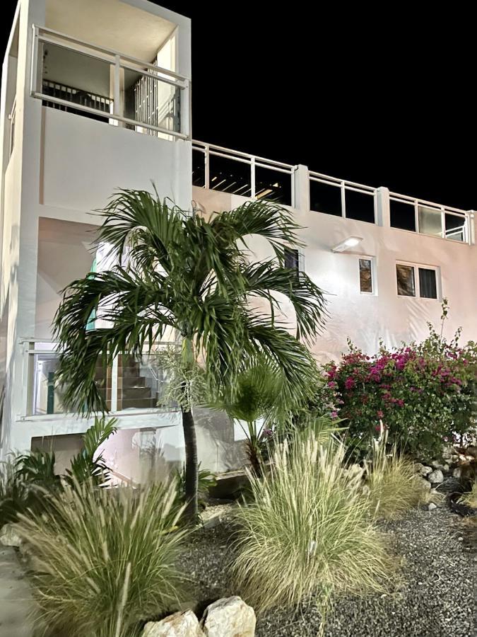 Maho Beach House - Spacious 1 Bedroom Suite Экстерьер фото